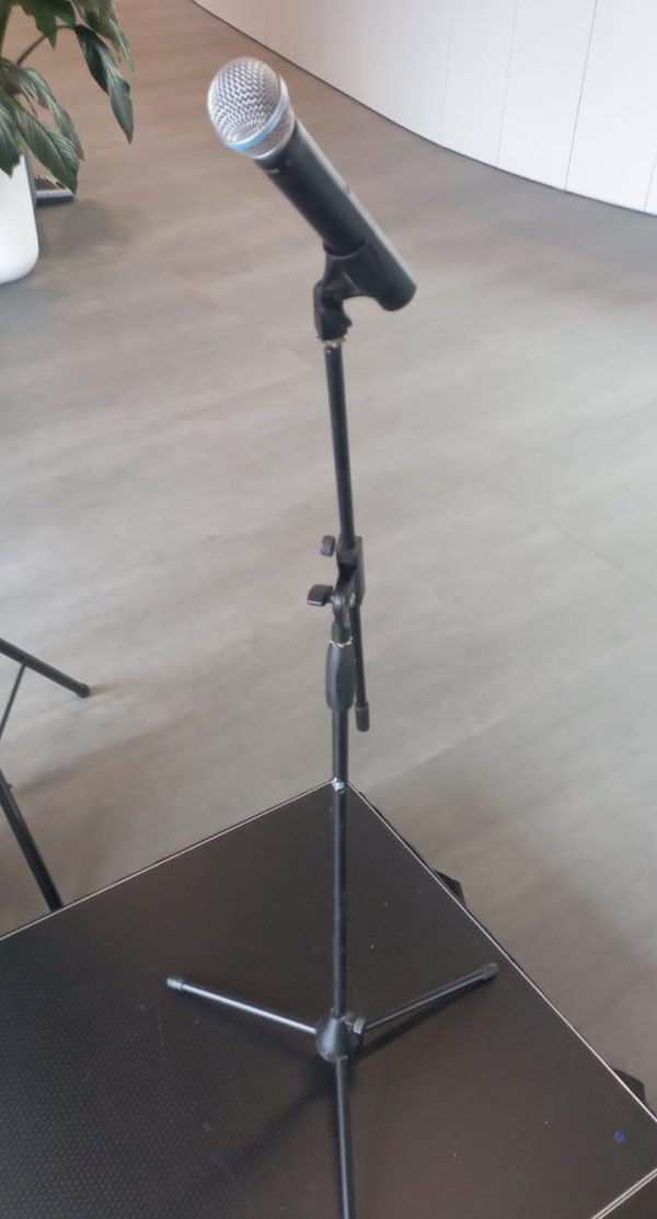 microphone on stand
